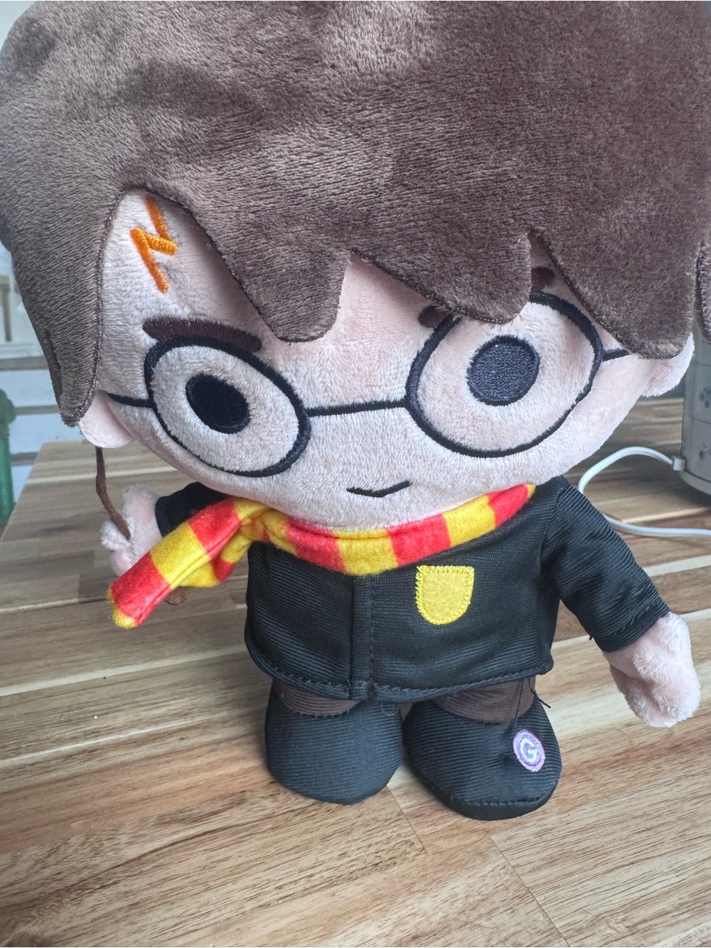 Harry Potter Plush Wizard Character walks and plays music. Works! 11โ